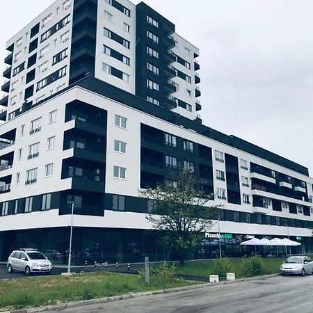 Apartman Otoka-Meandar Сараево Екстериор снимка